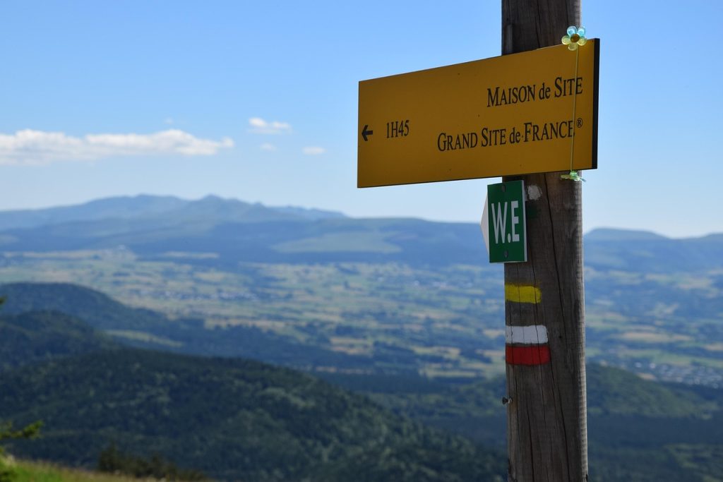 hiking, auvergne, landscape, markup, panel, nature, the way the great hiking, ascent of the puy-de-dome